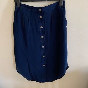 Madewell, polyester/cotton blend navy skirt M